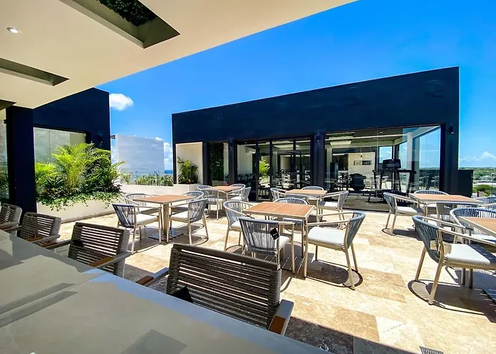 Apartment Downtown Playa With Rooftop Pool Steps To Everything *